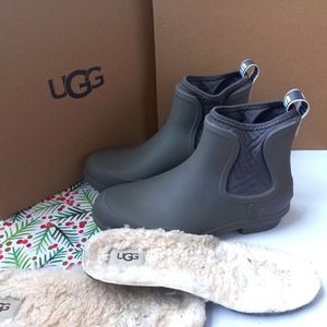 UGG Charcoal Chevonne Rain Boots sz 6/37 (Chelsea-style Rainboot)